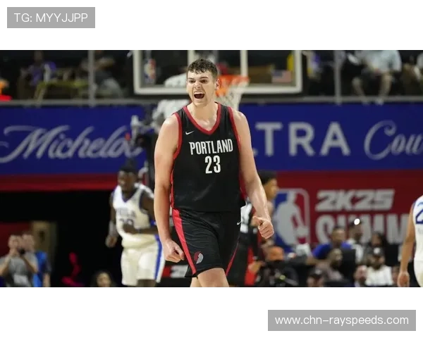 开拓者克林根场均10.7篮板，内线支柱