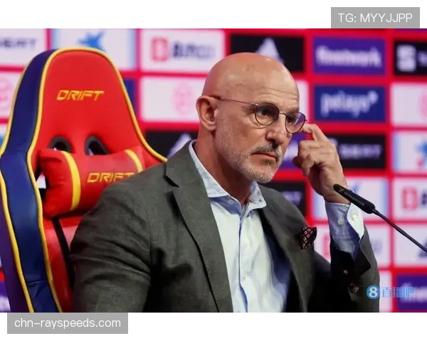 专访洛里昂门将姆沃戈:谈保级压力与队内年轻球员